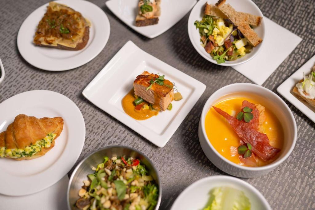 Grand Liberty Suites - Image 8