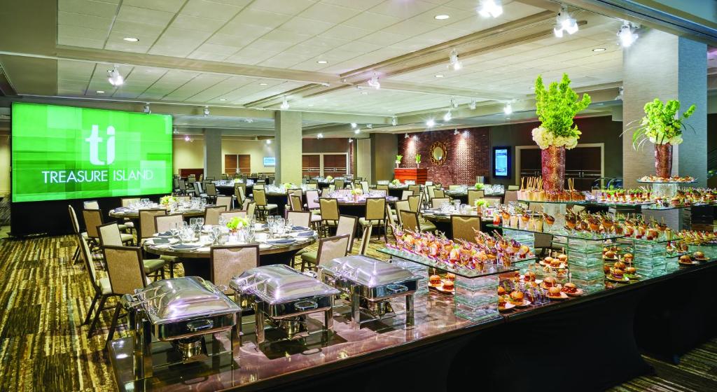 Fabulous Las Vegas - Image 6